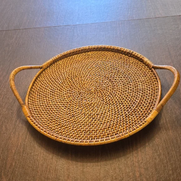 Round Woven Serving Tray with Handles - Picture 1 of 5